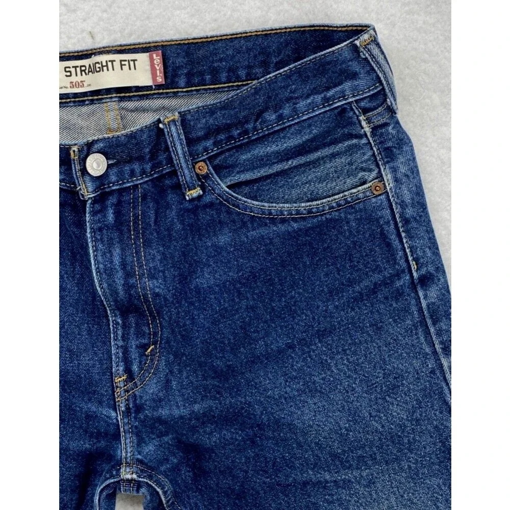Levi's 505 Straight Fit Jeans Mens 33x32 Medium Wash Blue 100% Cotton Denim